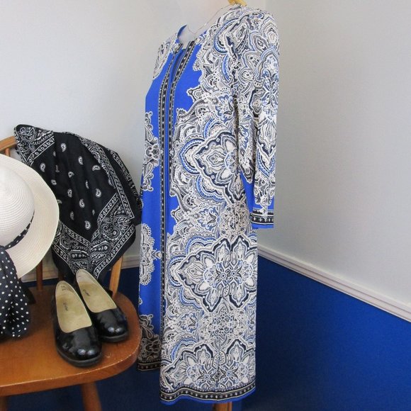 Studio One 3/4 Sleeve Floral Puff Print Shift Dress - Picture 3 of 11